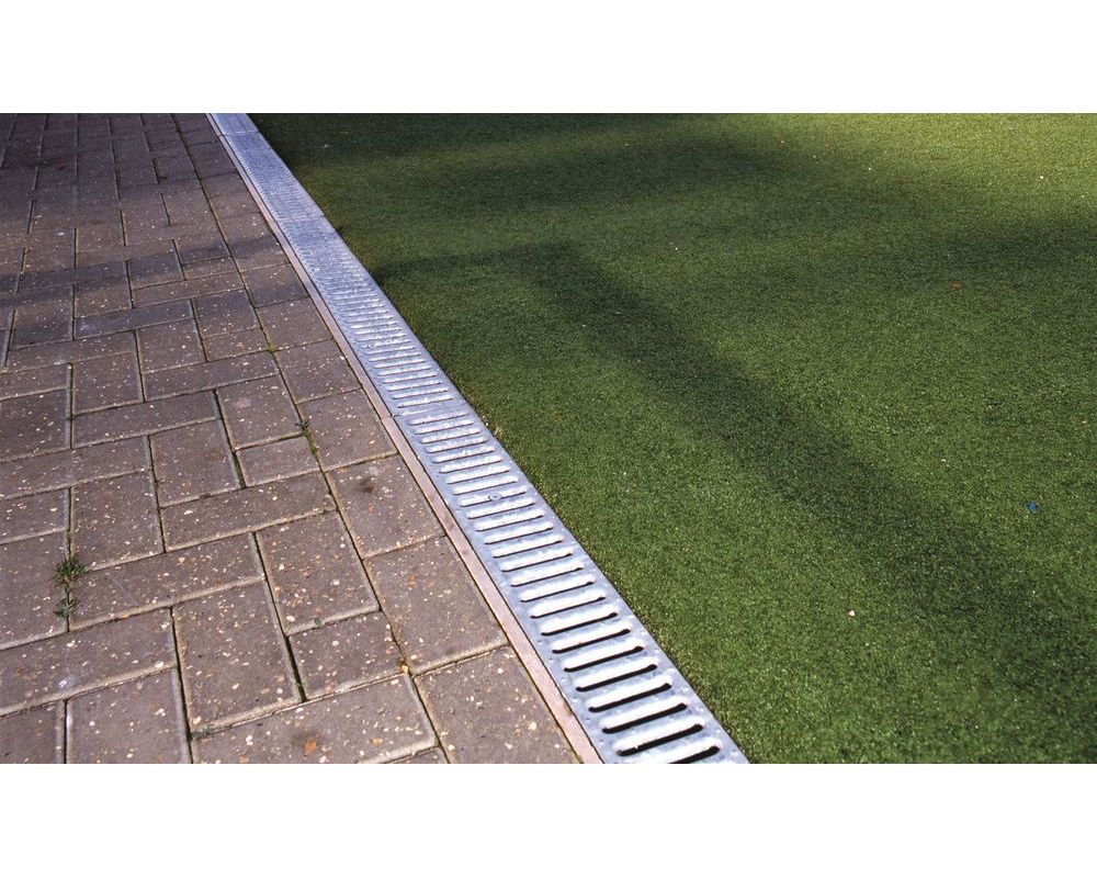 ACO sports drainage channel artificial grass 2