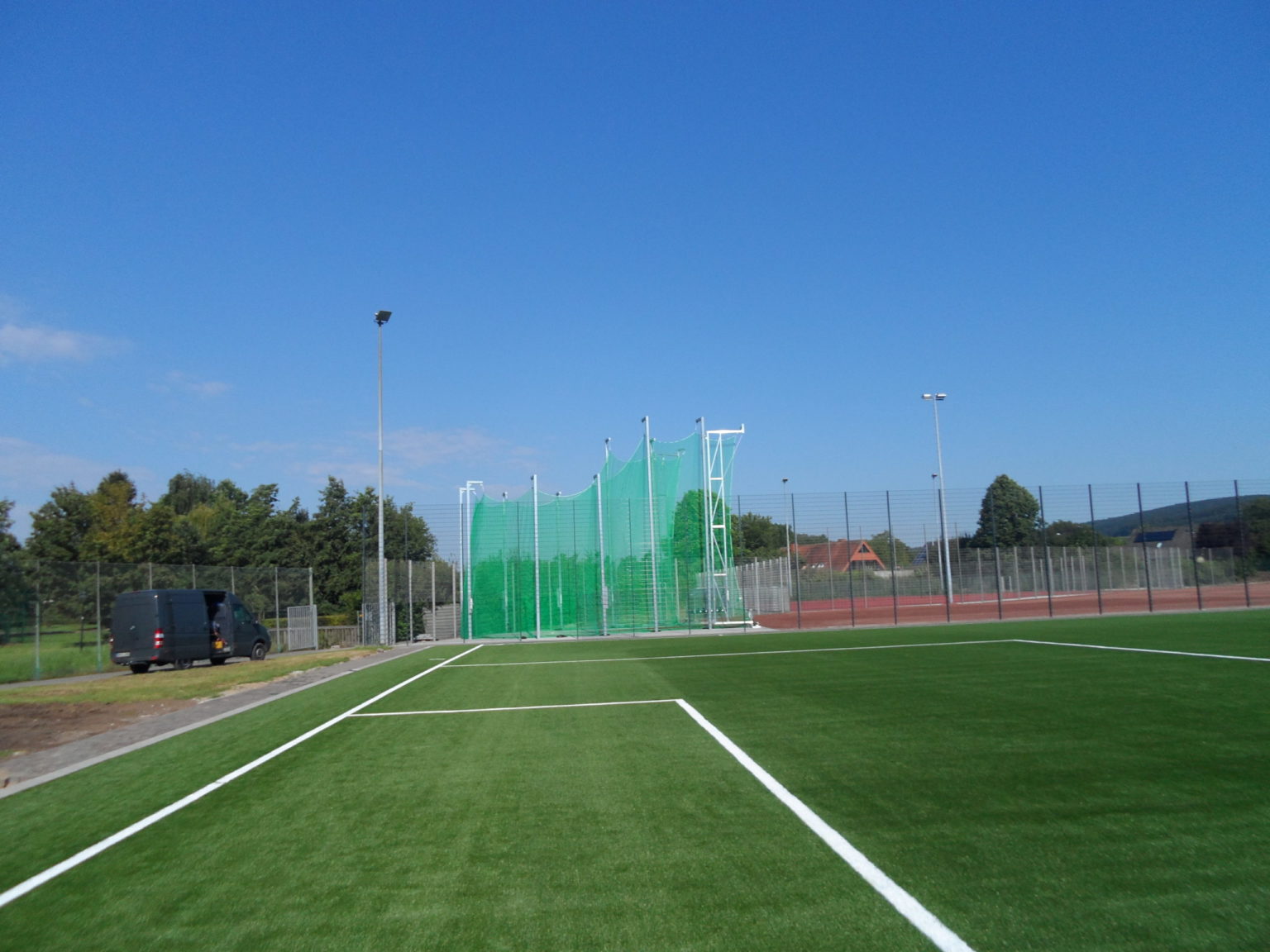 Discus and hammer throwing safety cage ‘Kyrill’ W&H Sports EN