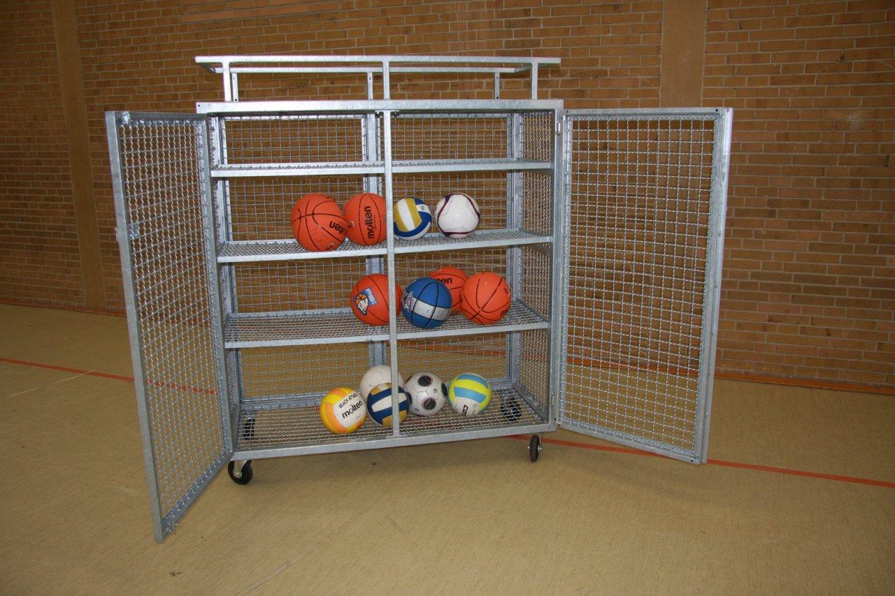 Mobile material trolley